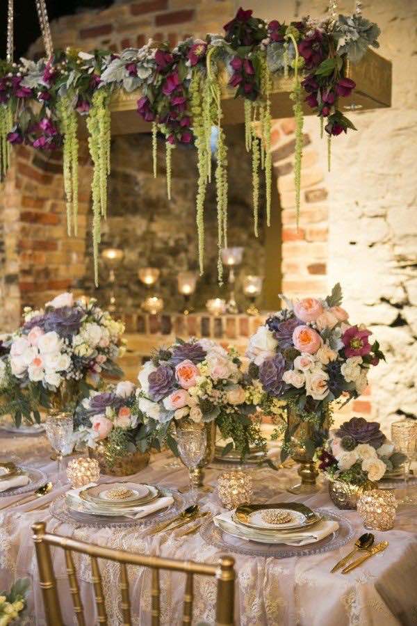 Centros de mesa colgantes para bodas con luces, cintas, original!