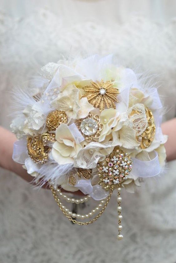 Bridal Bouquets without Flowers for Non-Traditional Brides: Unique