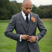 Traje para novio o sus padrinos de boda de stylemepretty