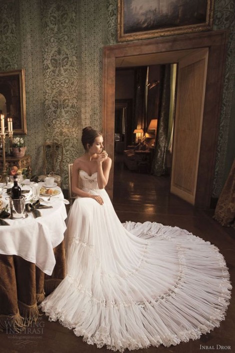 Romantic and feminine creation by Inbal Dror. An amazing example of the white wedding dress.