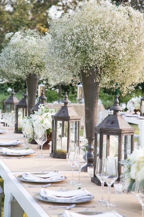 centerpieces shaped like a cloud