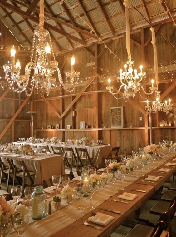 Planning Barn Weddings: Tips & Facts That'll Keep You Up At Night