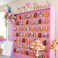 Brides are having doughnut walls at their weddings and it's amazing!