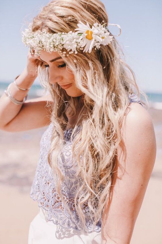 Un peinado boho más que listo para empezar a retozar en los playas. Inspirado en el festival de Coachella.