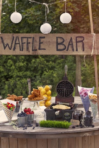 Creo que seremos los primeros en la fila para este waffle bar. Simple y divertido.