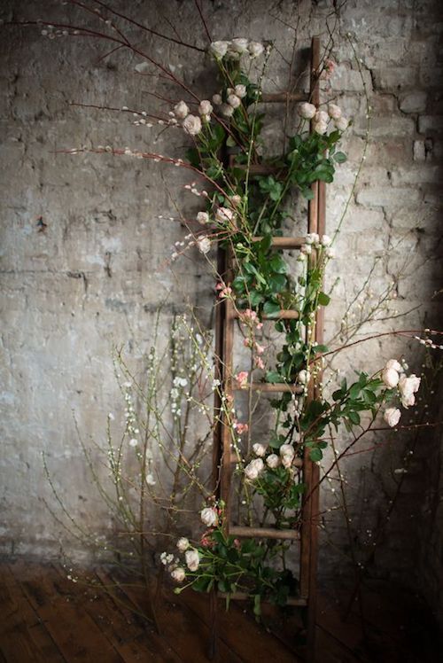 Top Wooden Ladder Wedding Decor Ideas to DIYs: Fast, Chic & Easy