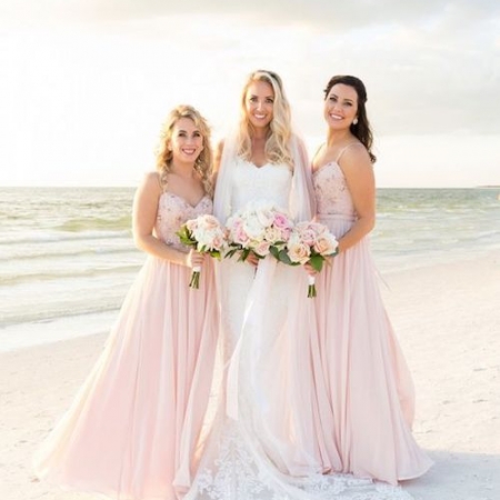 How to Plan a Beach Themed Wedding Ceremony: 13 Best Tips