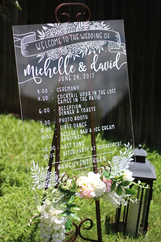 38 Glass, Lucite and Acrylic Wedding Decor and Details that are TD