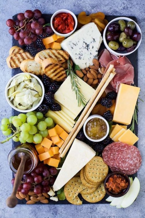 How to Setup a Charcuterie Board for your Wedding: a Foodie's Dream ...